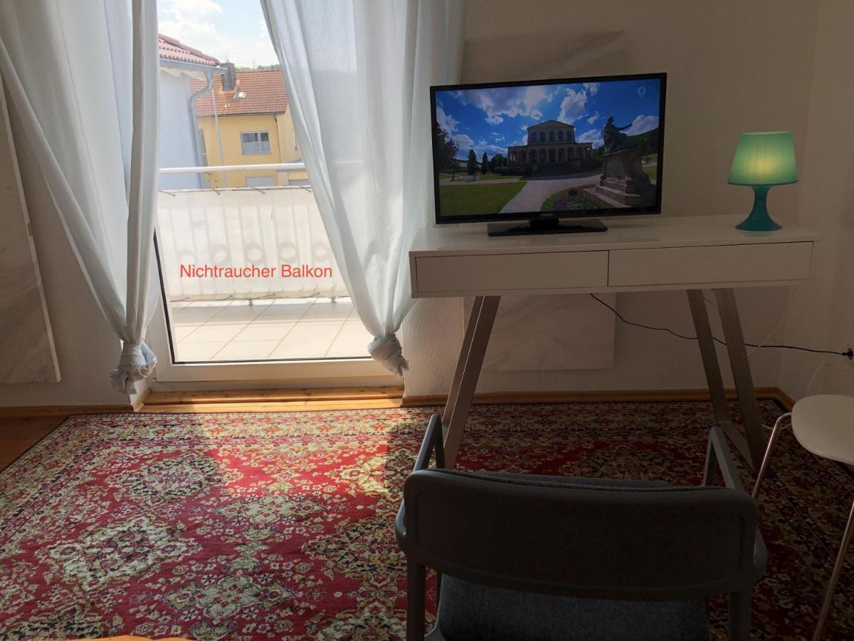 Altstadt Naehe 7 Min Fussweg Ueber Alte Maibruecke Zu Pension Mit Balkon & Garten, Ideal For Long Stay, Relocation 옥센푸르트 외부 사진