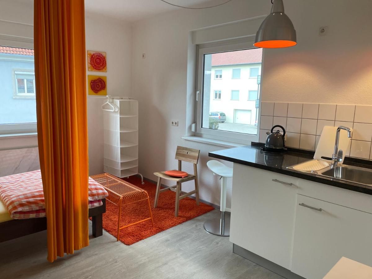 Altstadt Naehe 7 Min Fussweg Ueber Alte Maibruecke Zu Pension Mit Balkon & Garten, Ideal For Long Stay, Relocation 옥센푸르트 외부 사진