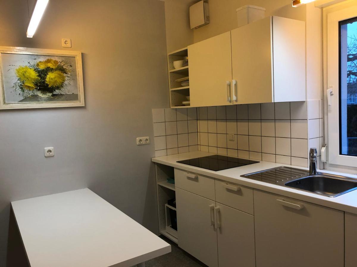 Altstadt Naehe 7 Min Fussweg Ueber Alte Maibruecke Zu Pension Mit Balkon & Garten, Ideal For Long Stay, Relocation 옥센푸르트 외부 사진